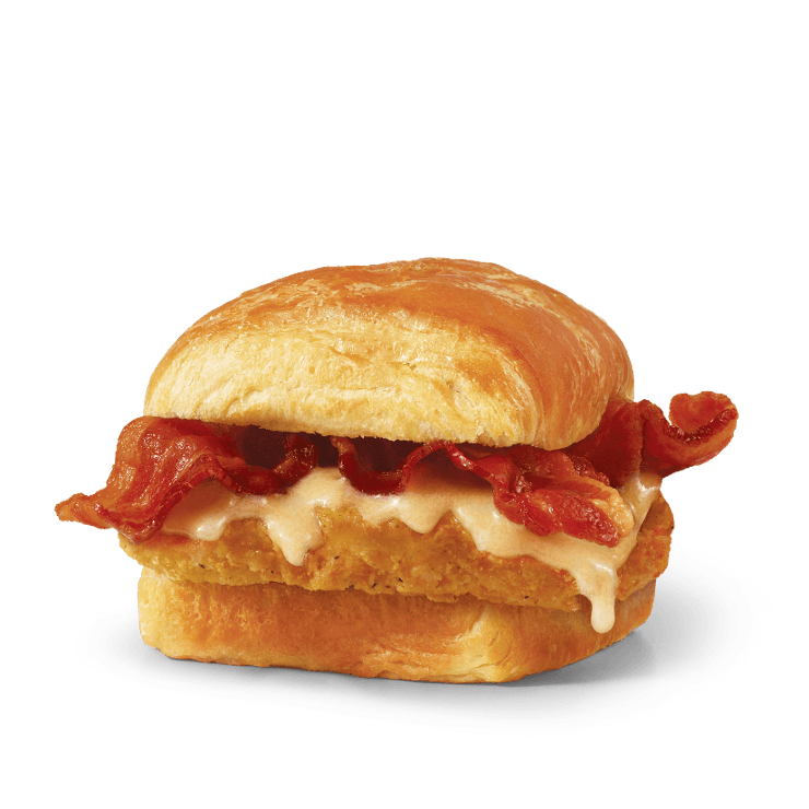 Croissant con pollo, tocino y mantequilla de arce